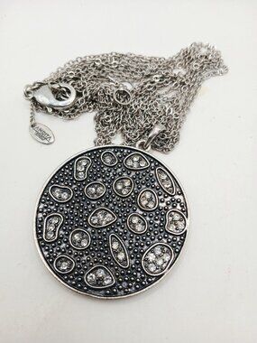 Amrita Singh Pendant Necklace